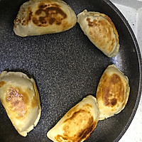 荠菜鸡蛋菜盒的做法图解13