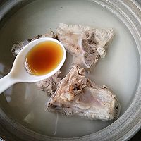 莲藕脊骨汤的做法图解6