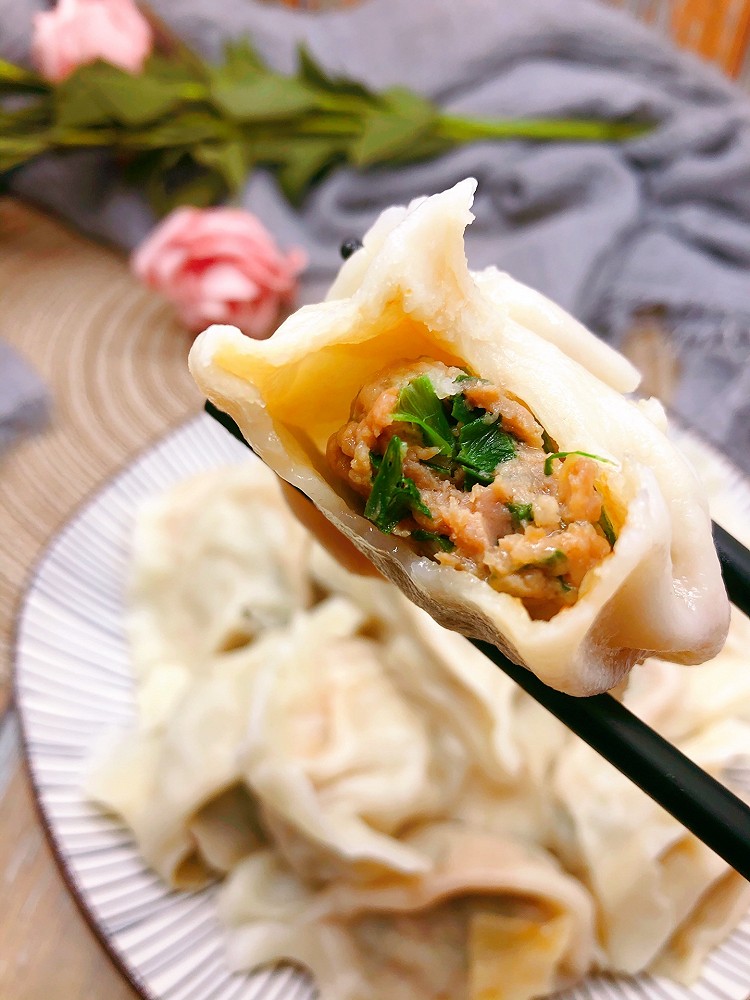 饺子之『猪肉韭菜馅饺子』｜浣熊日记的做法