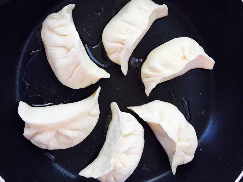 冰花煎饺#爱仕达寻找面点女王#的做法图解7