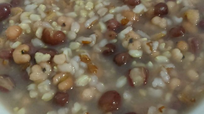 红豆薏米糙米粥的做法