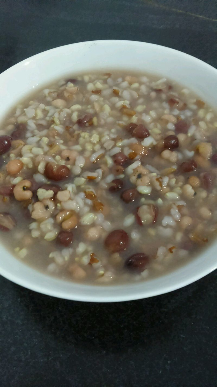 红豆薏米糙米粥的做法