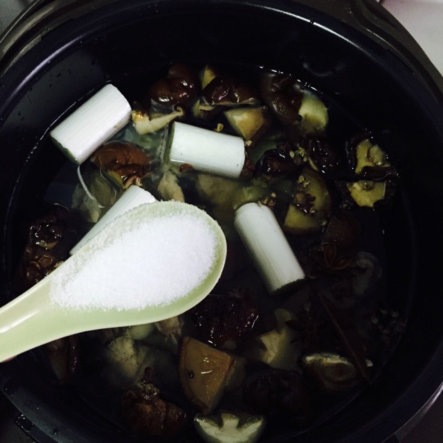 小鸡炖蘑菇的做法图解11