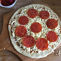 萨拉米披萨#美的烤箱菜谱#的做法图解9