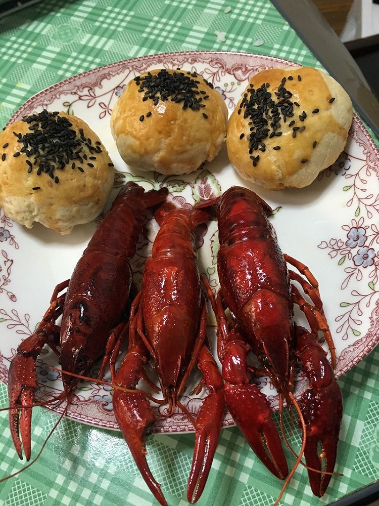 小龙虾馅月饼的做法
