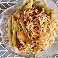 五花肉豆角焖面的做法图解8