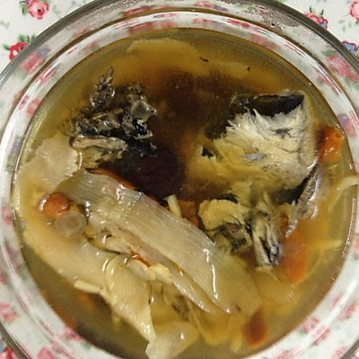 沙参玉竹枸杞红枣乌鸡汤