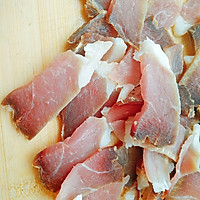 腊肉炒豆豉青椒的做法图解2