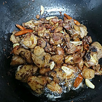 孩子爱吃的辣子鸡的做法图解3