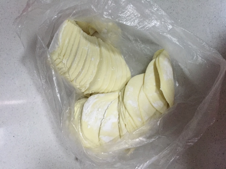 牛肉馅饺子的做法图解4