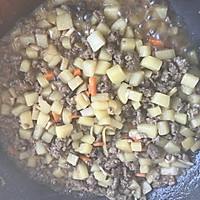 胡萝卜土豆牛肉末的做法图解3