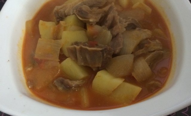 西红柿土豆炖牛腩