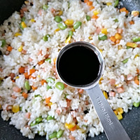 送你一份礼物—花样蛋包饭的做法图解8