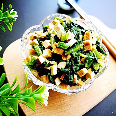 【Cathy边吃边营养】夏日菠菜拌豆干