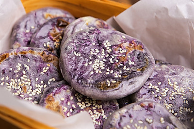 皮薄馅多的紫薯小饼，饺子皮就能做