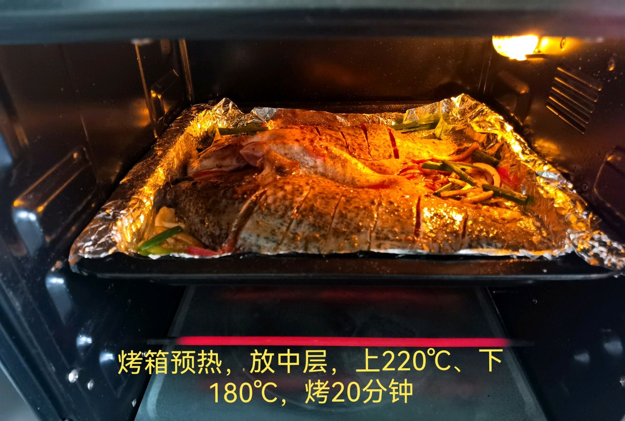 烤箱版烤鱼怎么做_烤箱版烤鱼的做法_豆果美食
