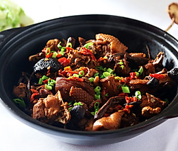 养生年夜菜：茶树菇土鸡煲的做法
