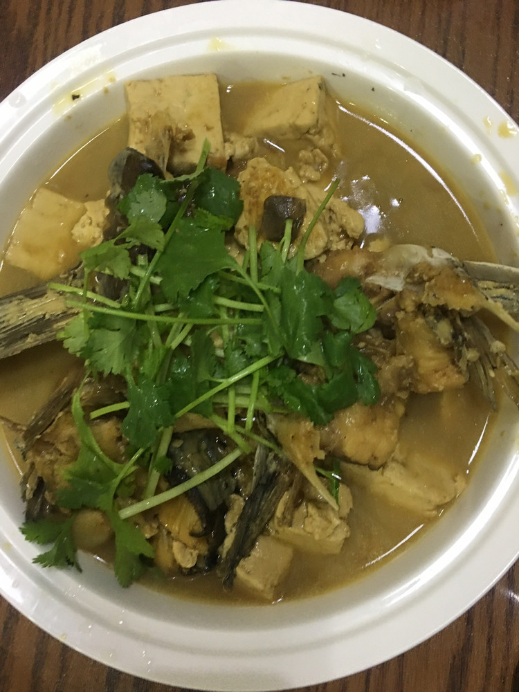 江团炖豆腐（酱焖鮰鱼）的做法