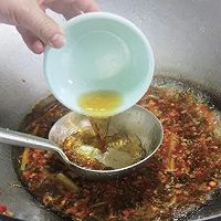 仔姜烹鱼蛋的做法图解4