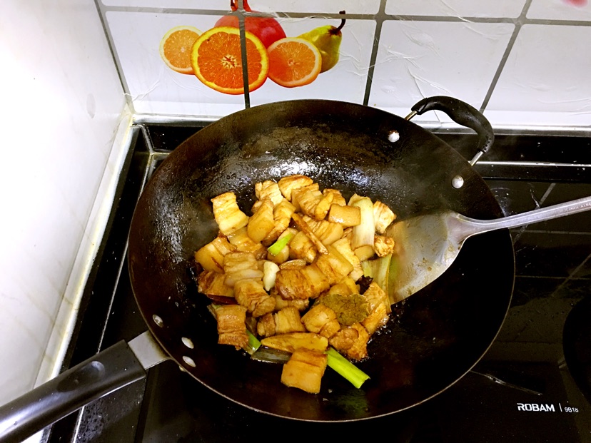 味醇汁浓-红烧肉的做法图解6