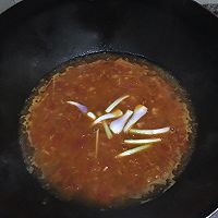 #做饭吧！亲爱的#西红柿焖鲫鱼的做法图解6