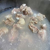 #味达美年味小馆#鲍鱼红烧排骨肉的做法图解1
