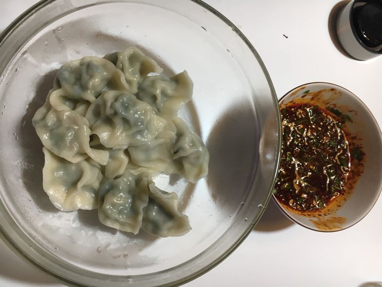 荠荠菜饺子的做法