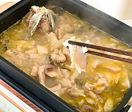 #我心中的冬日限定#金汤酸菜鱼火锅的做法