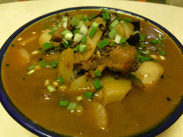 红烧牛肉土豆的做法