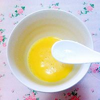 香滑蒸蛋羹的做法图解2