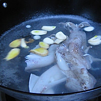 笔管鱼炖白菜豆腐--冬季暖身的做法图解7