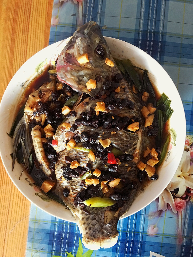 豆鼓蒸鱼的做法