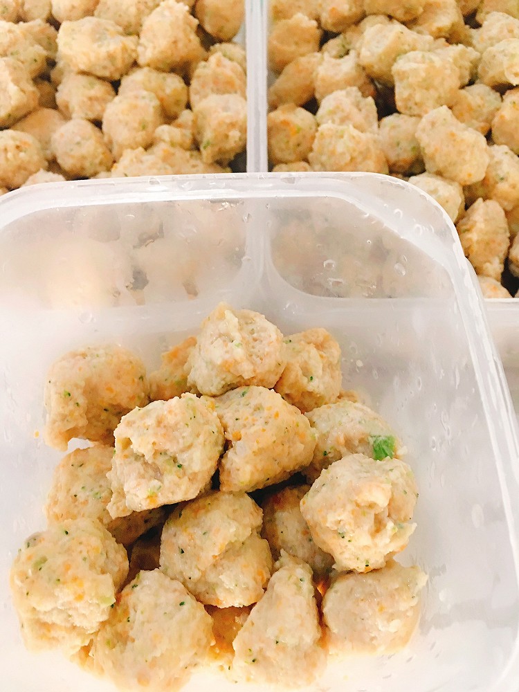 低卡减脂鸡胸肉丸子的做法