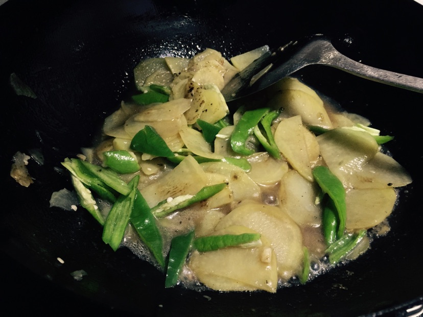 青椒土豆片的做法图解4