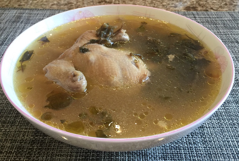 金线莲煨鸽子