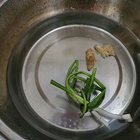 超简单玉米胡萝卜排骨汤的做法图解2