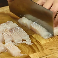 真正有鱼肉的自制鱼豆腐，学会后再也不缺火锅料了！的做法图解1