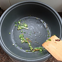 蟹味棒炒金针菇的做法图解1