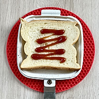 杂蔬蟹柳煎蛋三明治的做法图解5
