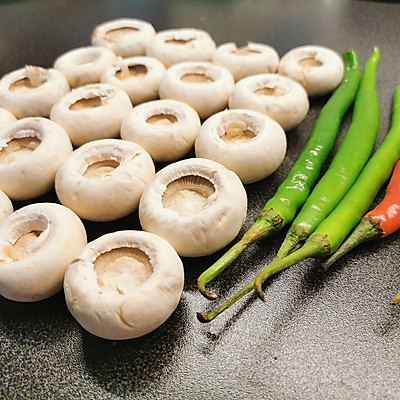 清炒鲜口蘑