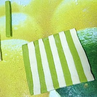 给夏天来抹绿色清新小可爱—几种奶香菠菜小馒头的做法图解5