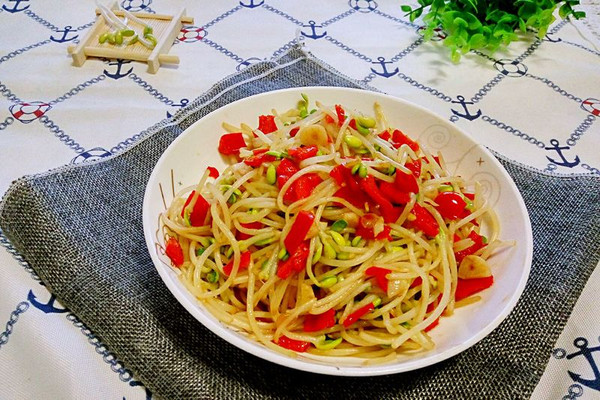 炝豆芽（拿手菜）