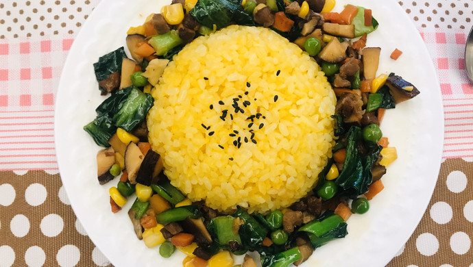 金黄金黄的～黄金蛋炒饭✌️