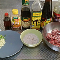 肉末豆渣饼的做法图解1