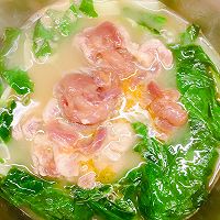 #冬季滋补花样吃法#小白菜猪肉汤的做法图解9