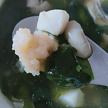 裙带菜虾滑豆腐汤