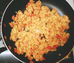 番茄火腿蛋炒饭的做法