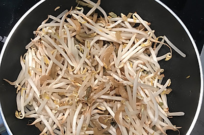 榨菜炒豆芽