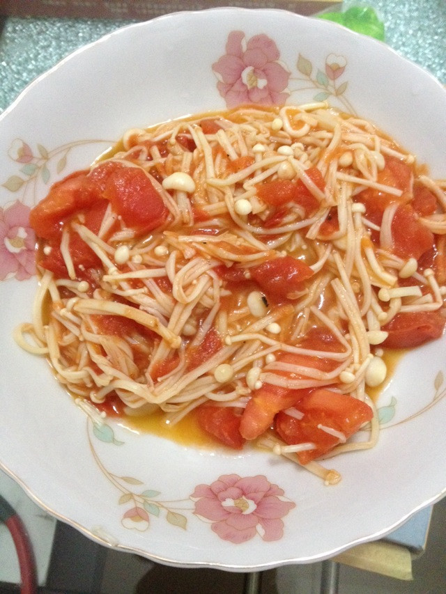 番茄炒金针菇的做法