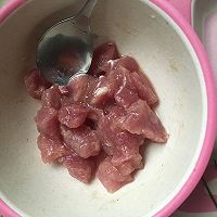 宝宝餐 杏鲍菇里脊粒的做法图解2